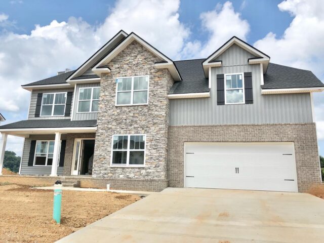 🏡 OPEN HOUSE
🗓8/6/22 & 8/7/22 
⏱1pm - 5pm

🗺 Directions: 
From exit 407
Towards Sevier Co. - Winn Dunn Pkwy. 
(R) Boyd’s Creek
(R) Hodges Bend
(R) McCleary Bend 
(L) at the split
(L) Farm Blvd 
👀 Look for the BIG, RED, SMITHBILT  HOMES sign*

For more information and construction updates contact:
🙋🏼‍♀️Renea King 
🏢Southland Realtors
🛠Smithbilt Homes Specialist
📲 (865)789-0057
☎️(865)693-6961 
📧Renea@southlandrealtors.com
“The Farm at Riverbend Representative”

#thefarmatriverbendbysmithbilt #realtorrenea #smithbilthomesspecialist#rkingsellshomes #newconstruction #newhomes #thefarmatriverbend #thefarm #riverbend #smithbilthomes #southlandrealtors #southlandcomplaniestn #seymour #seymourtn #sevierville #seviercounty #seviercountytn seviervilletn #seviervilletennessee#newdevelopment realtorrenea smithbilthomes southlandrealtors southlandcompaniestn #southlandnewconstructiondivision #farmatriverbendbysmithbilt #thegreendalebysmithbilt