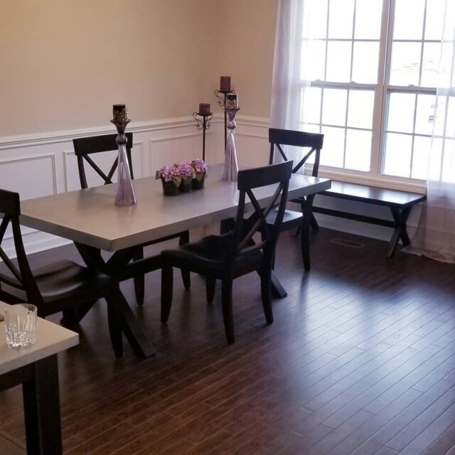 The Franklin floor plan has an open dining room that is great for big family gatherings! Come see it at The Manor in the Foothills. #thefranklinbysmithbilt #manorinthefoothillsbysmithbilt