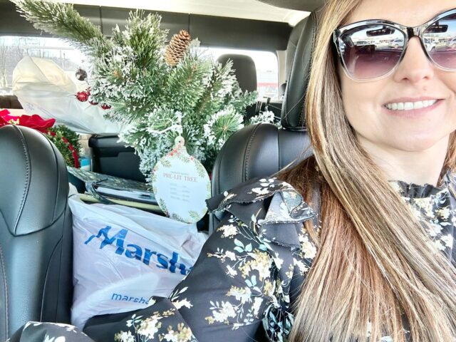 Impromptu shopping trip for the Model House! Look out … I’m rolling in with both the Holly and the Jolly at The Farm at Riverbend! So much fun to share in the holiday spirit with our amazing homeowners. Hope they like it, too! #smithbilthomes #realtorrenea #smithbilthomesspecialist#rkingsellshomes #newconstruction #newhomes #thefarmatriverbend #thefarm #riverbend #smithbilthomes #southlandrealtors #southlandcomplaniestn #seymour #seymourtn #sevierville #seviercounty #seviercountytn seviervilletn #seviervilletennessee#newdevelopment realtorrenea smithbilthomes southlandrealtors southlandcompaniestn #southlandnewconstructiondivision #thefarmatriverbendbysmithbilt
#farmatriverbendbysmithbilt #farmatriverbend