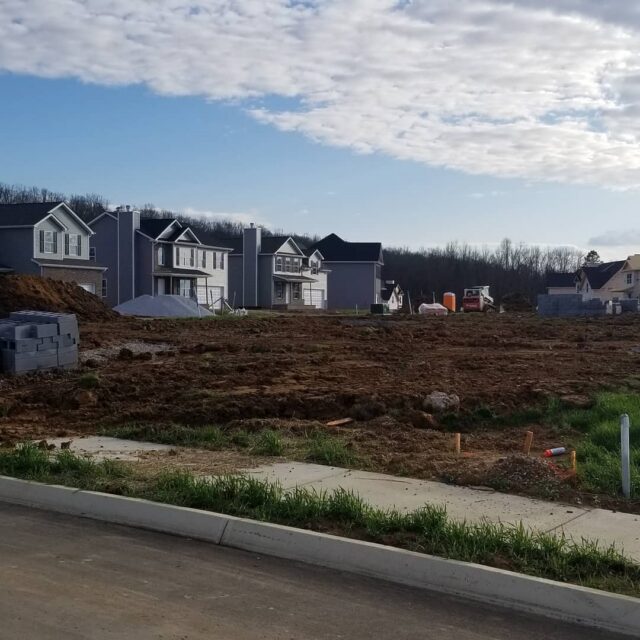 Beautiful day at The Manor in the Foothills to view homes in Blount County. Open House today 2-5. #manorinthefoothillsbysmithbilt