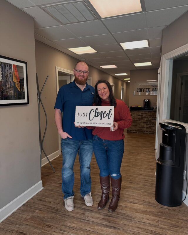 I love guiding the way for first-time homebuyers! Congratulations, Kaylee and Tyler, on your first home—it’s beautiful! Welcome to The Preserve! 🌳 

#thepreserveatoakridge #smithbilthomes #firsttimehomebuyers #oakridgetn #thepreservesalesteam aengland.realtor